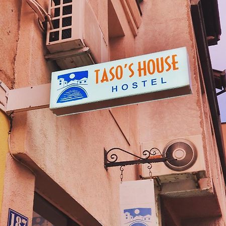 Hostel Taso'S House โมสตาร์ ภายนอก รูปภาพ