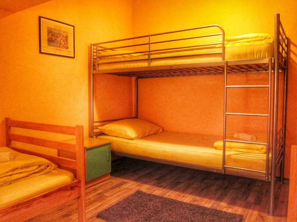 Hostel Taso'S House โมสตาร์ ภายนอก รูปภาพ