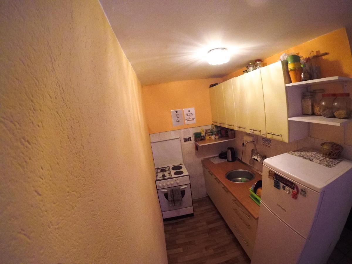 Hostel Taso'S House โมสตาร์ ภายนอก รูปภาพ